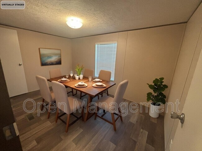 Building Photo - 356 Bayhead Dr