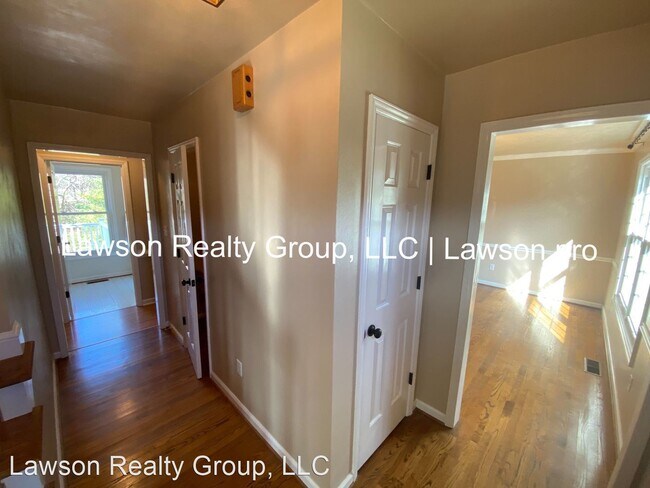Foto del edificio - 4 br, 3.5 bath House - 7842 Cedar Edge Rd.