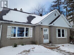 Building Photo - 2952 Prince of Wales Dr