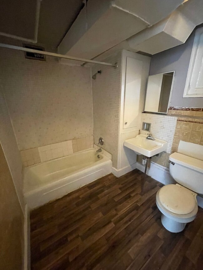 Foto del edificio - 2435 S 9th St