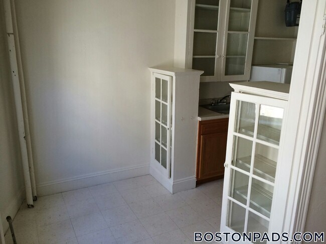 Foto del edificio - 231 Park Dr