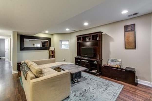 Foto del edificio - 2637 N Troy St