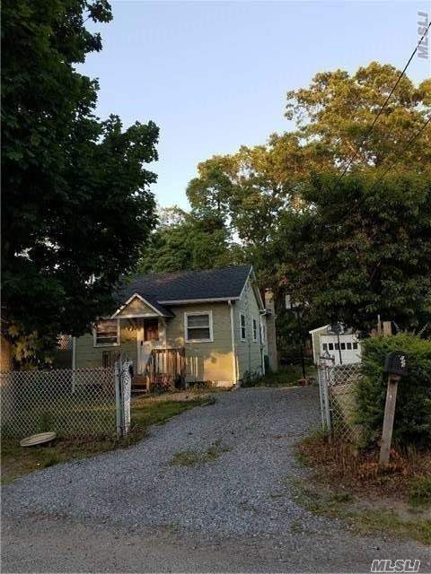 Primary Photo - 159 Huguenot Dr