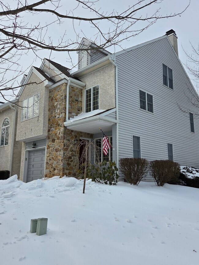 Foto del edificio - Beautiful Home Available in Evian!