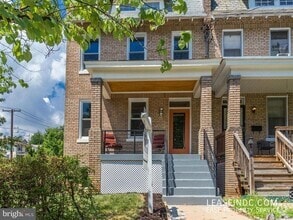Building Photo - 3400 15th St NE