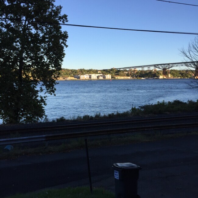 Foto del edificio - 3 Willow Dock Rd