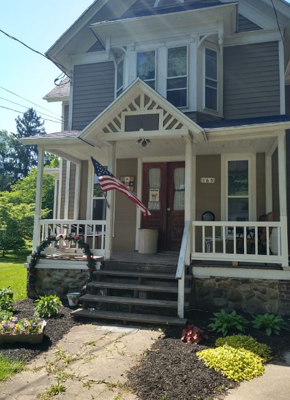 Building Photo - 165 S Main St