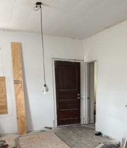 Building Photo - 2209 West Krause Avenue