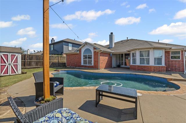 Foto del edificio - 4215 Bent Oaks Dr