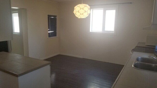 Photo du bâtiment - Dollard Boulevard Houses