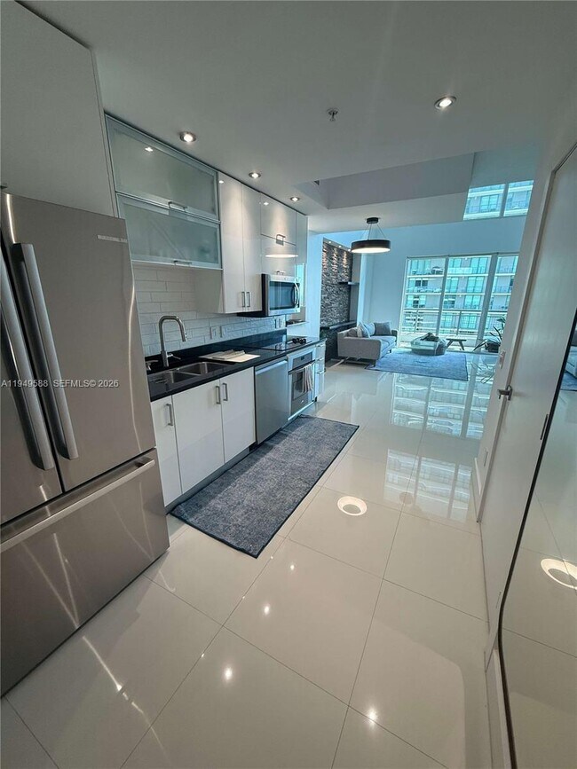 Foto del edificio - 60 SW 13th St