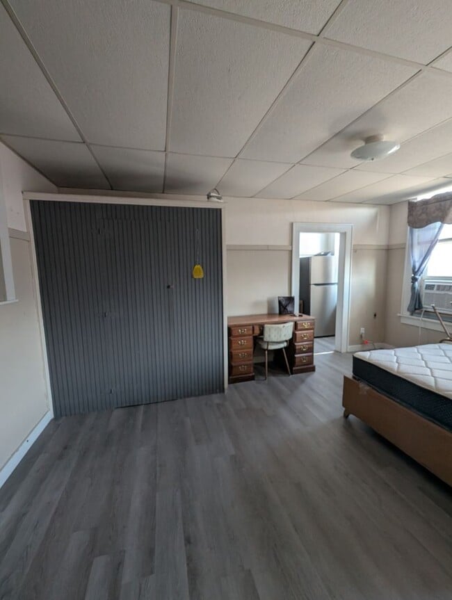 Foto del edificio - Furnished One Bedroom Apartment in Salisbury