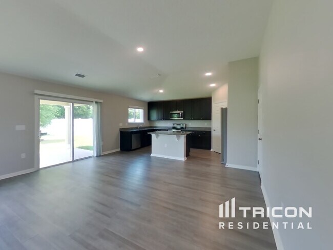 Foto del edificio - 8304 Fouraker Forest Rd