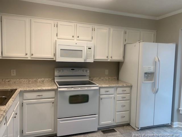 Foto del edificio - 4915 Pinedale Blvd