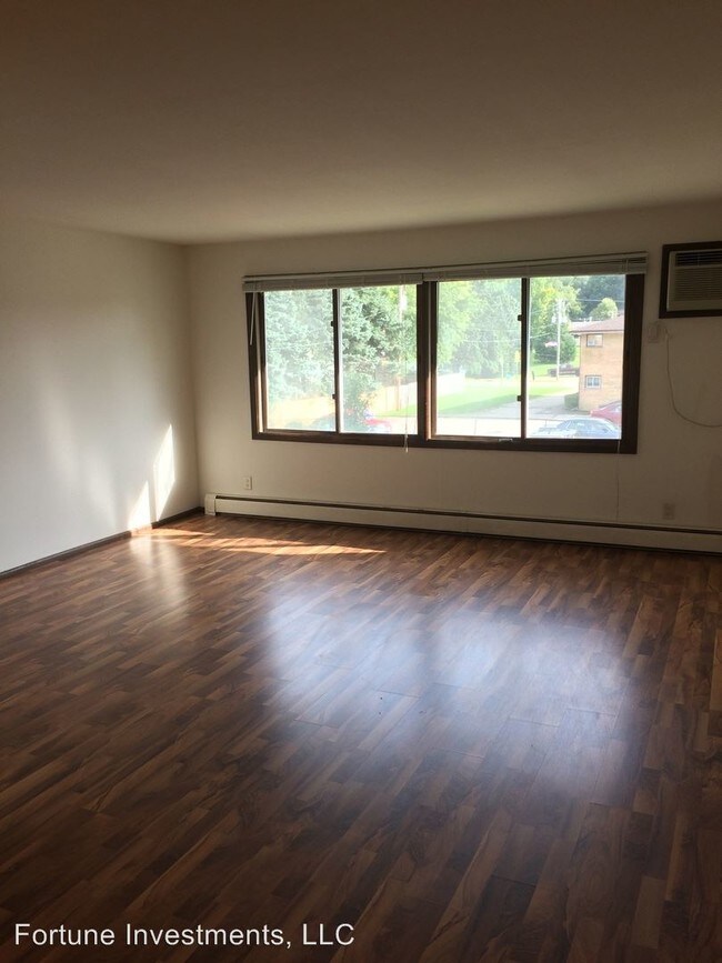 4806 Dale St, Mc Farland, WI 53558 Condo for Rent in Mc Farland, WI