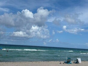 Building Photo - 3725 S Ocean Dr