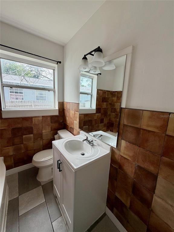 Foto del edificio - 2134 25th Ave N