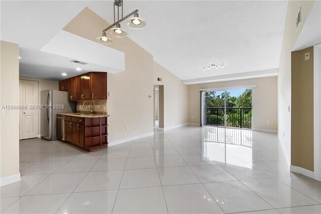 Foto del edificio - 4197 N Haverhill Rd