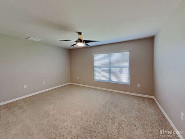 Building Photo - 2007 12th St SE