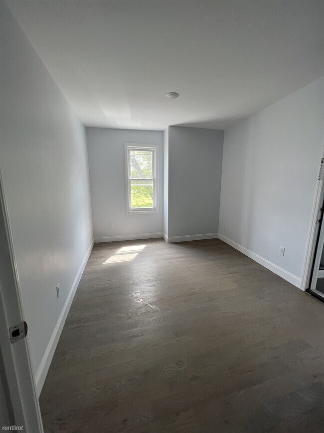 Building Photo - 4 br, 1 bath House - 175 Elizabeth Ave Apt 3
