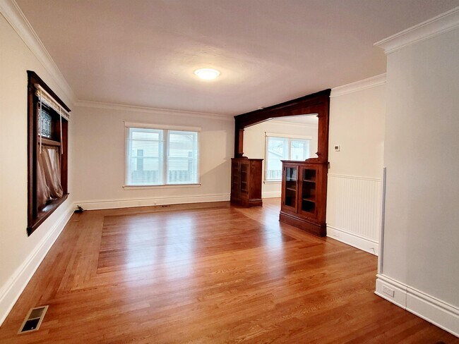 Building Photo - 1149 Broadway Ave NW