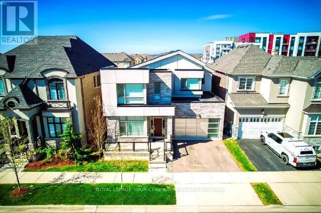 Building Photo - 3186 Hines Dr
