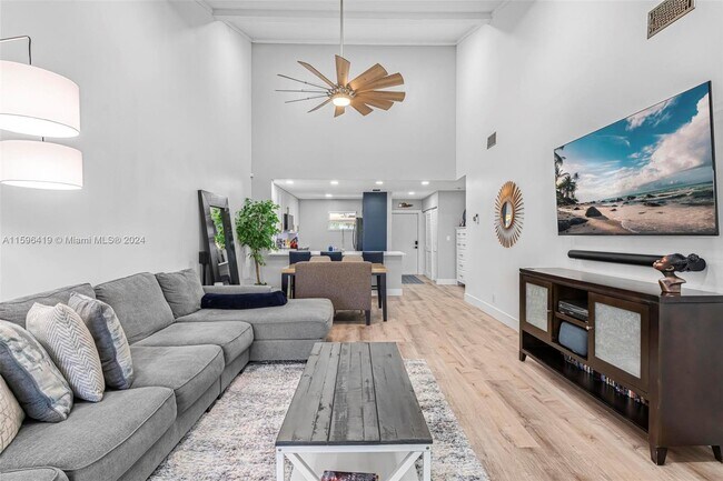 Foto del edificio - 8770 Azalea Ct