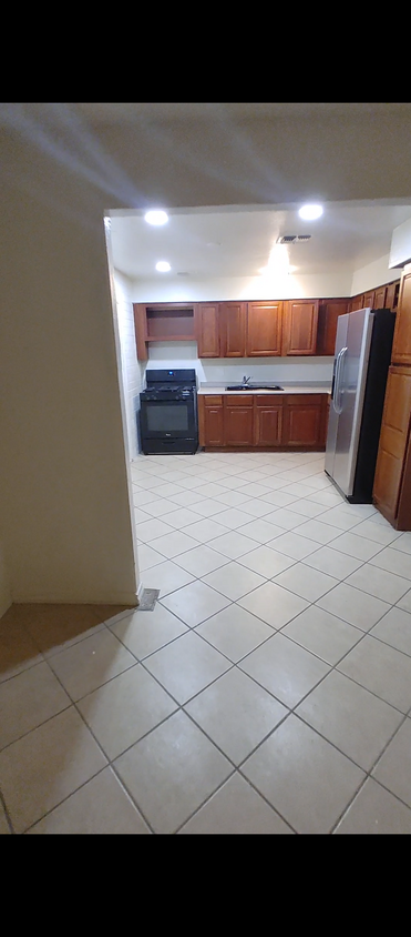 Kitchen - 11930 Palo Verde Rd