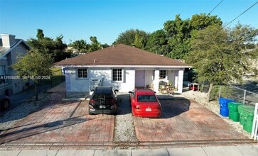 Building Photo - 225 NW 53rd St