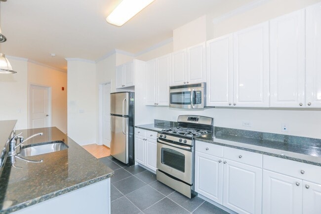 Edgewater Harbor Residential - Edgewater Harbor Residential Apartment