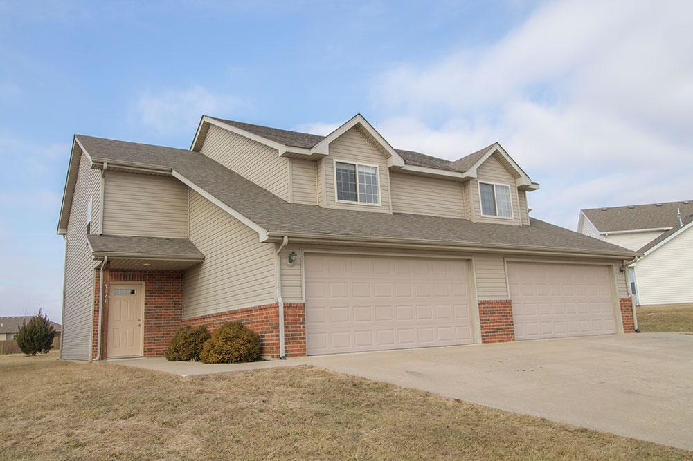 Primary Photo - 5113 Alpine Ridge Dr