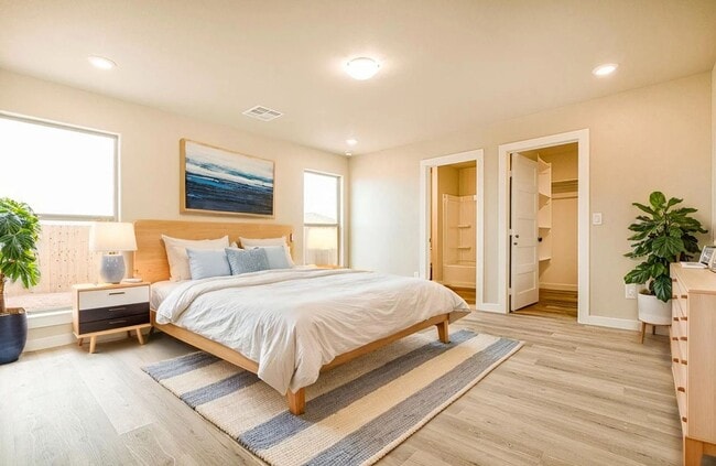 Building Photo - Stunning 3-Bedroom Home with Modern Finishes
