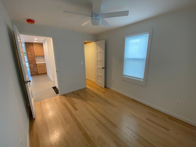 Foto del edificio - 27 8th St