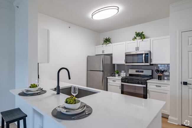 1BR, 1BA - 885SF - Kitchen - Ascend St. Charles