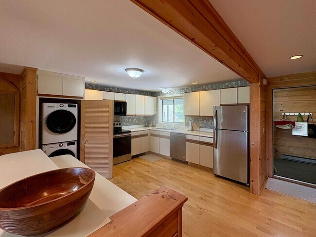 Foto del edificio - 39 Sage Hill Rd