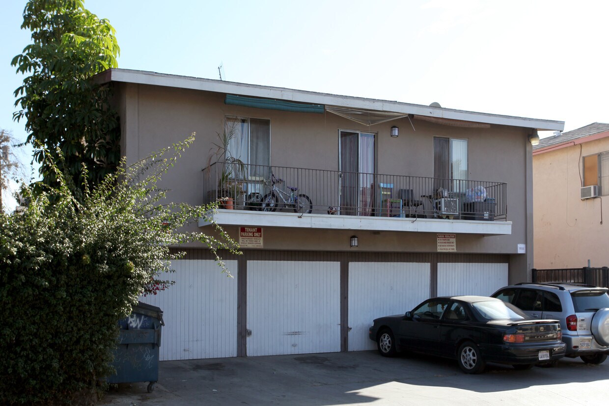 Building Photo - 768 Cerritos Ave