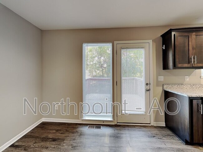 Foto del edificio - 21724 Southcreek Ct