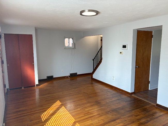 Foto del edificio - 1405 Belasco Ave