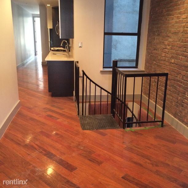 Foto del edificio - 456 Lexington Ave