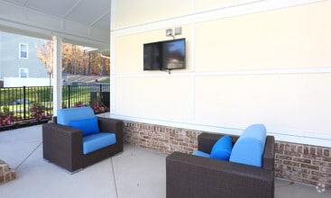 Building Photo - Colony at Centerpointe