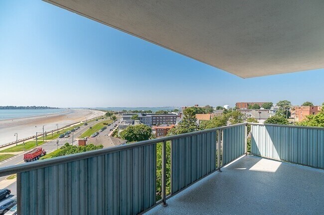 Vista desde el balcón - 300 Lynn Shore Dr