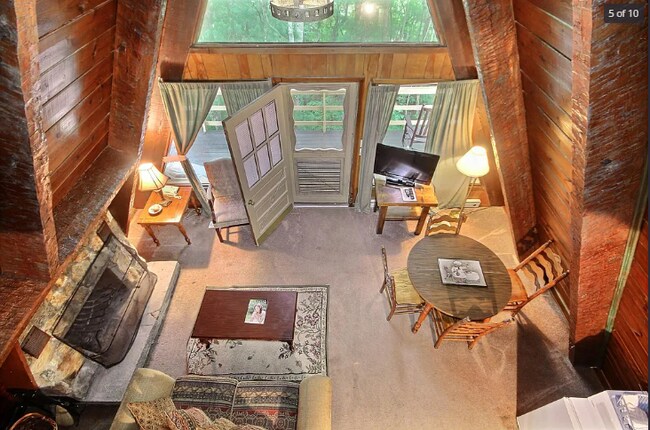 Foto del edificio - 76 Bold Springs Ln