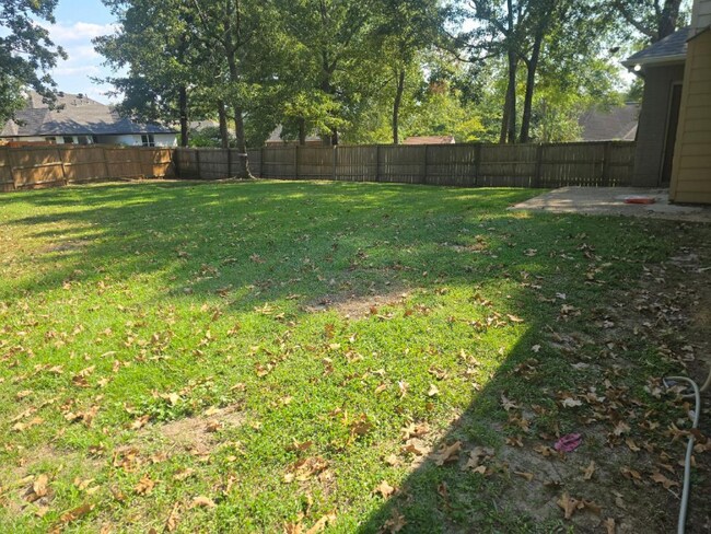 Foto del edificio - 263 Greensview Dr