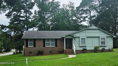 Building Photo - 201 Trey Dr