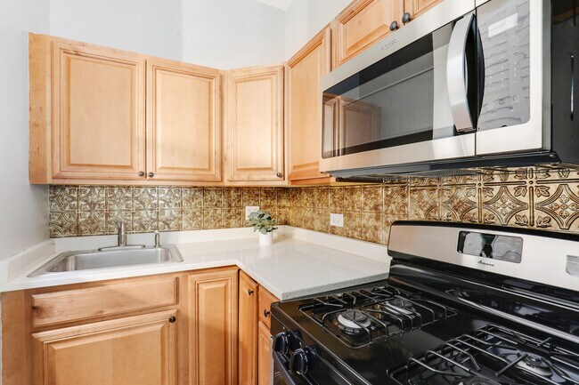 Foto del edificio - 1726 N Sedgwick St