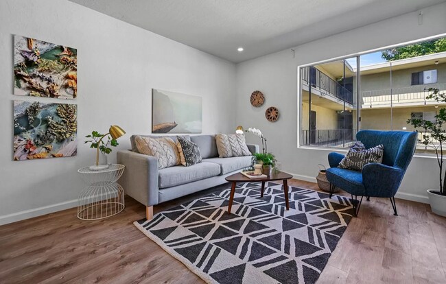 Building Photo - Adorable Remodeled Studio! Walk to Lake Merritt, Trader Joes, Whole Foods! Parking Included!