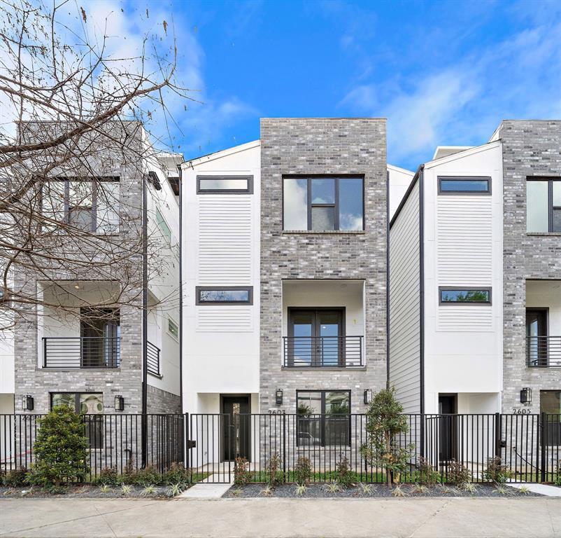 Foto principal - 2617 Jackson St