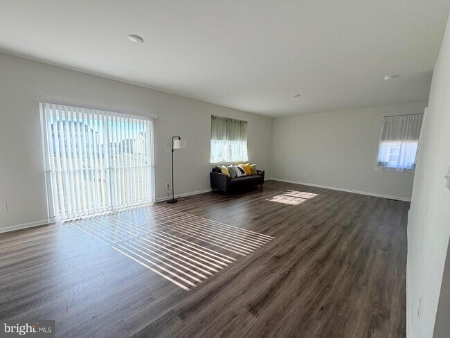 Foto del edificio - 1239 Pimpernell Path