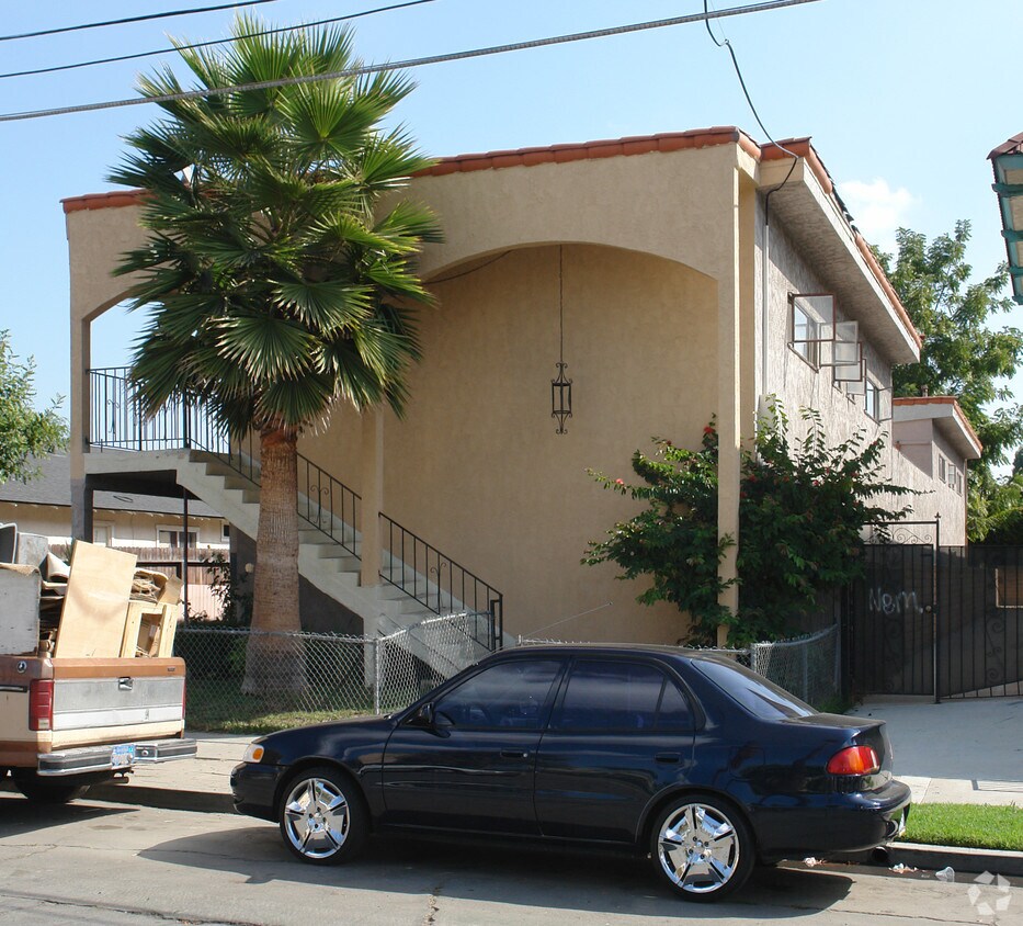 Foto del edificio - 2033 N Bush St