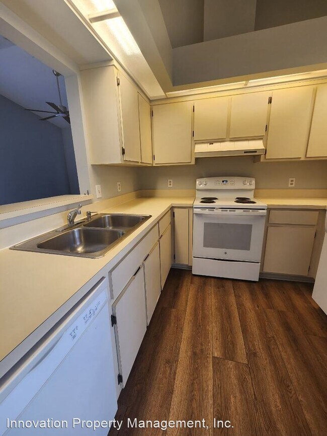 Building Photo - 3 br, 2 bath House - 395 Cypress Point Dr